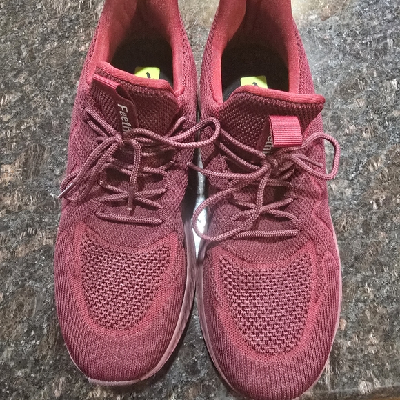 Feethit Shoes - Feethit Red Sneakers